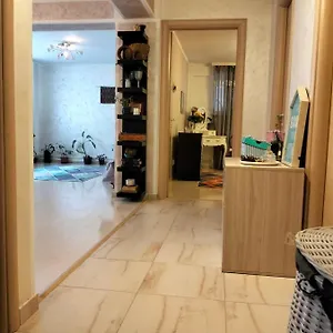 Royal Awoun Gazde/Camere de închiriat